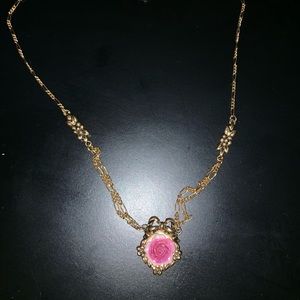 A rose necklace 🌹